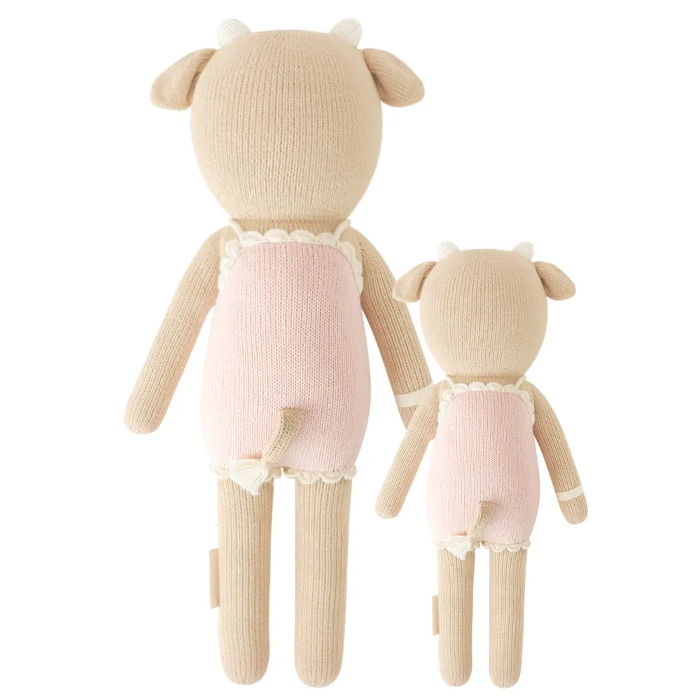 Ava the cow (powder pink)
