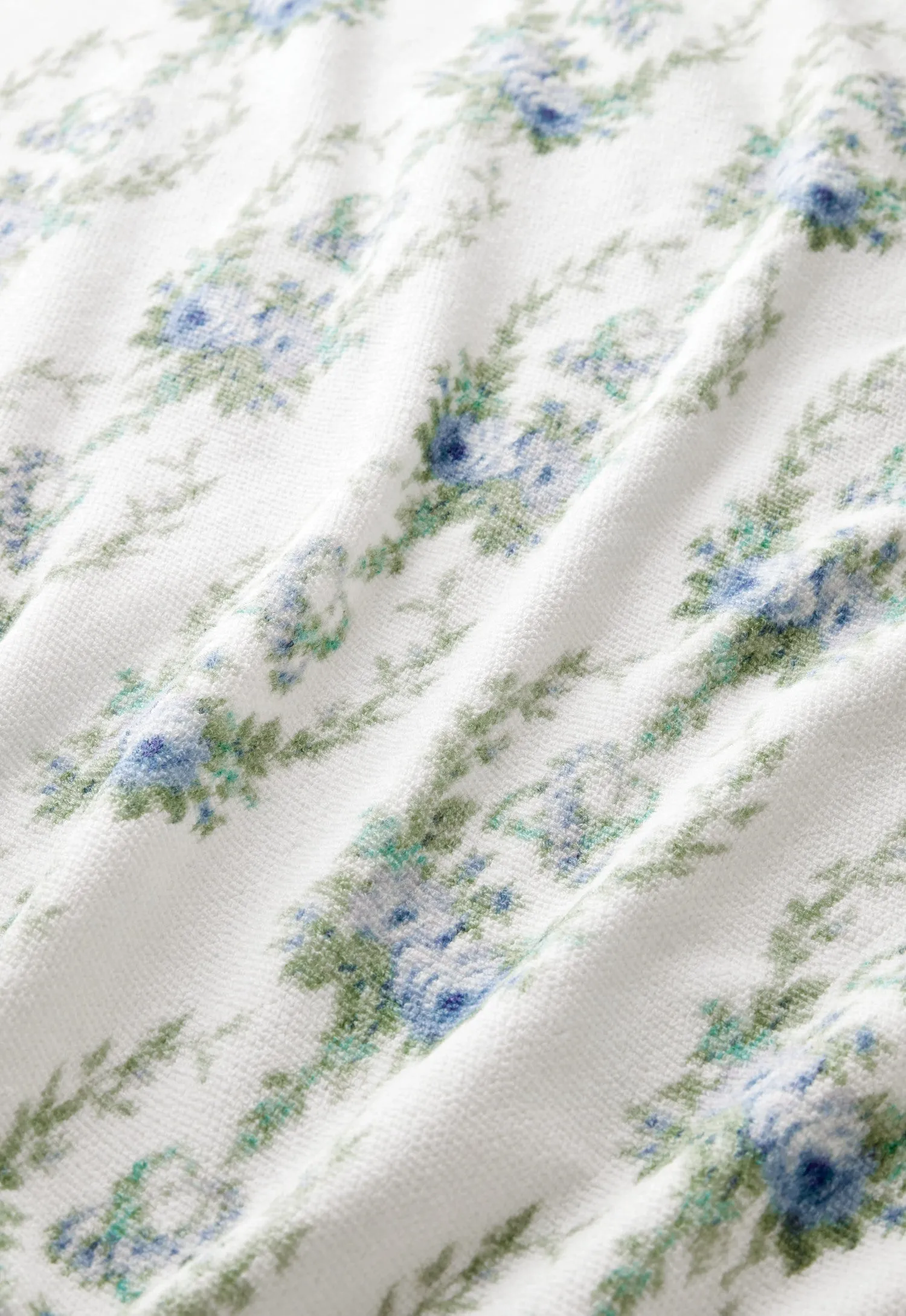 Cotton Bath Towel in Bow Print