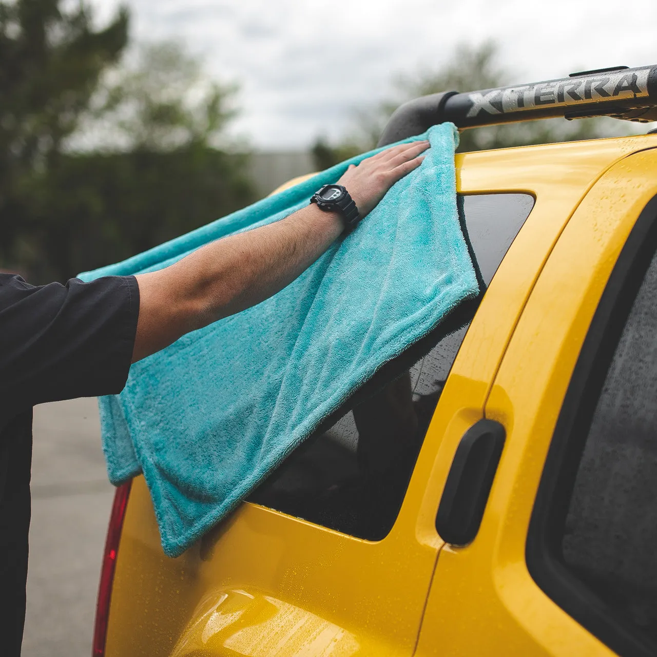 The Rag Company The Liquid8r Twist Loop Microfibre Drying Towel